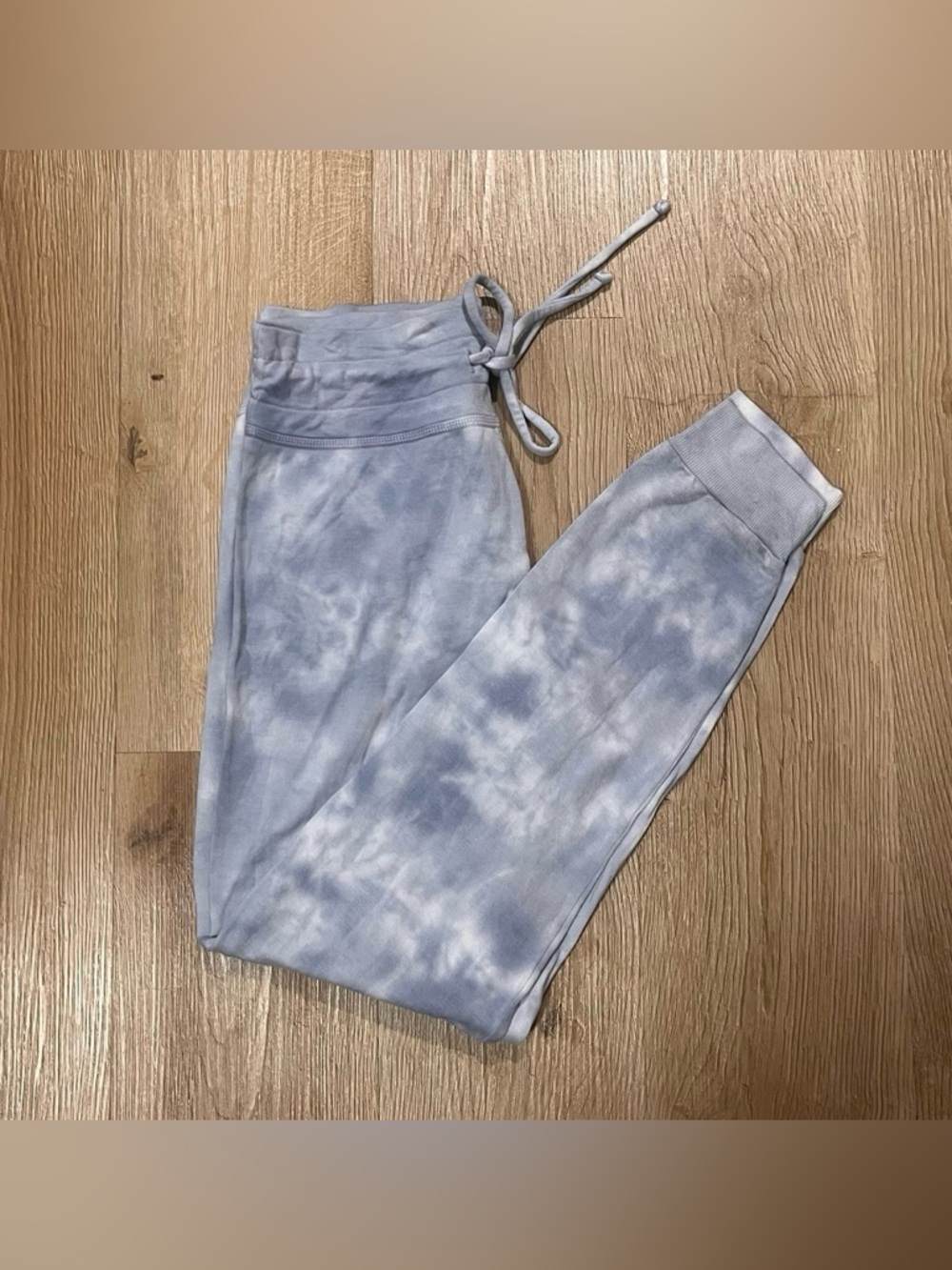 Beyond Yoga Lounge Around Joggers NWOT